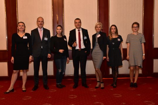 Das Organisationsteam des VNU-Umweltmanagertages 2018 (von links nach rechts): Svoboda Schmidt, Heiko Schmidt, Rositsa Georgieva, Hristian Hristov, Galina Zaharieva, Zornitsa Antonova, Konstanza Schmidt